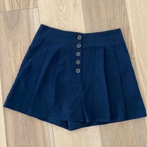 Gianni Bini high waisted shorts